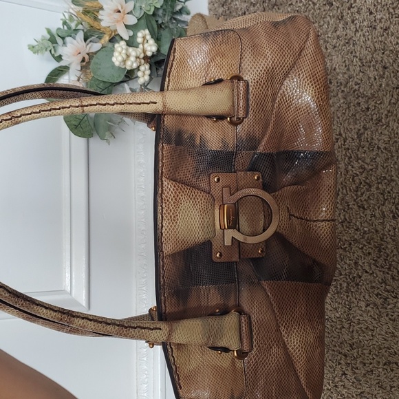 Rare Python Salvatore Ferragamo Handbag - Picture 11 of 12